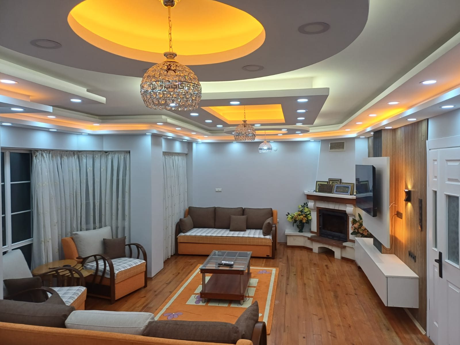 Yasemen Villa salonu